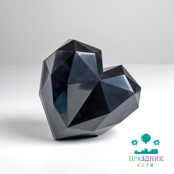 КОРОБКА Черное сердце, 18×18×12.5см